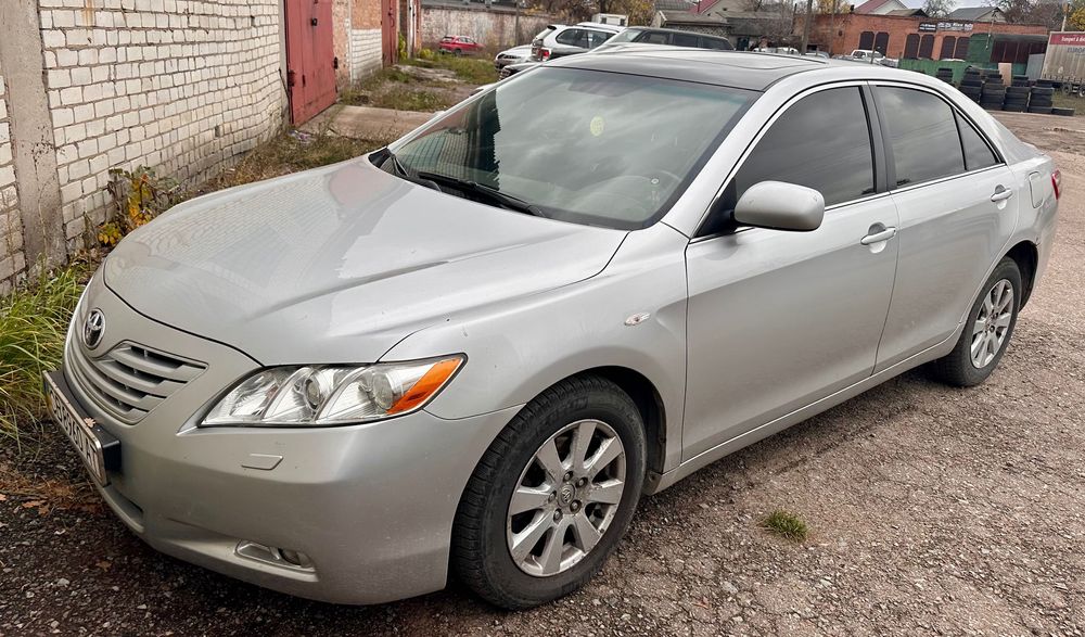 Toyota camry 2,4 бензин 40