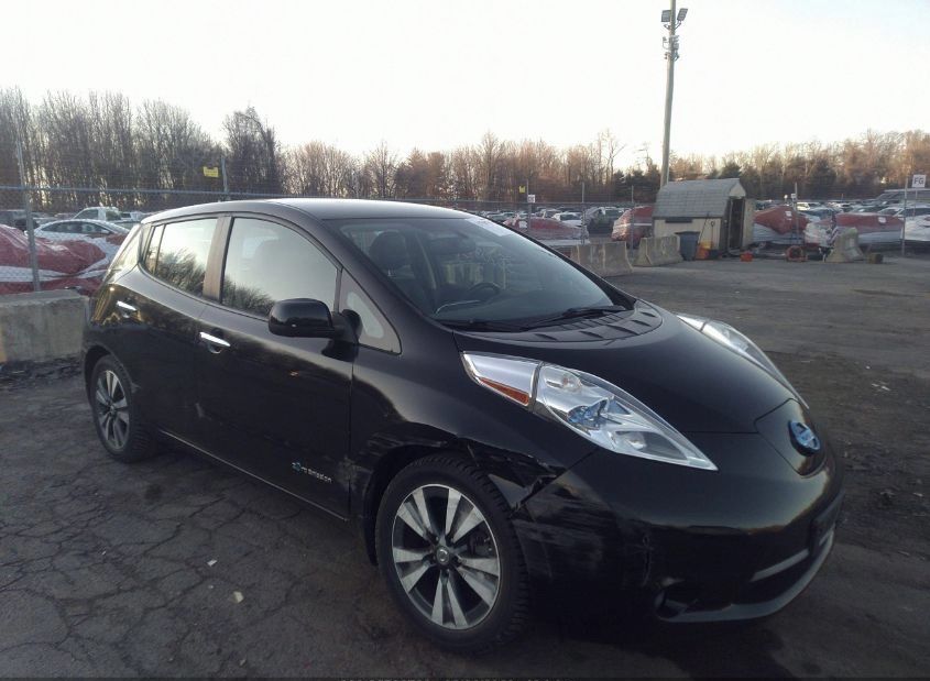 2016 NISSAN LEAF SL шкіряний салон, нова резина