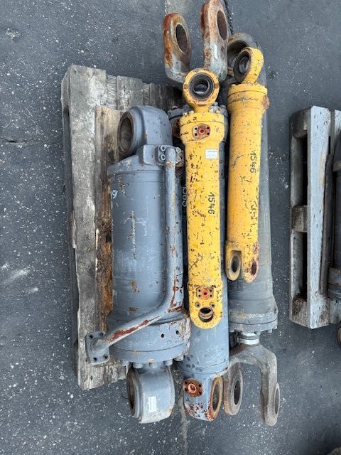 volvo l 220 e komplet siłowników hydraulicznych