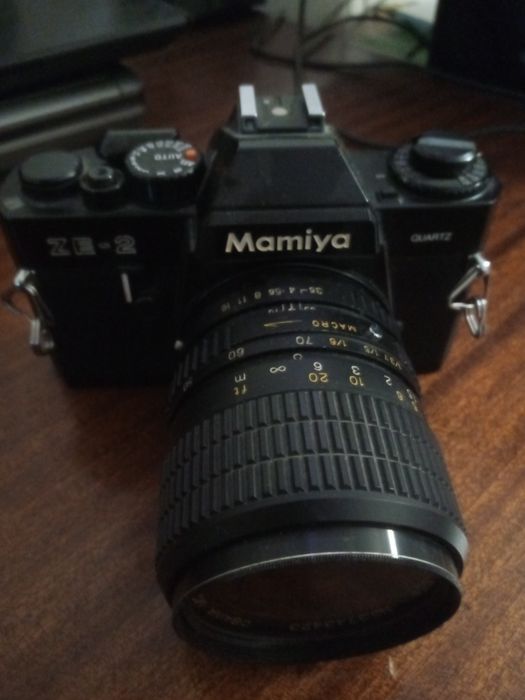 Фотоапарат Mamiya Японія