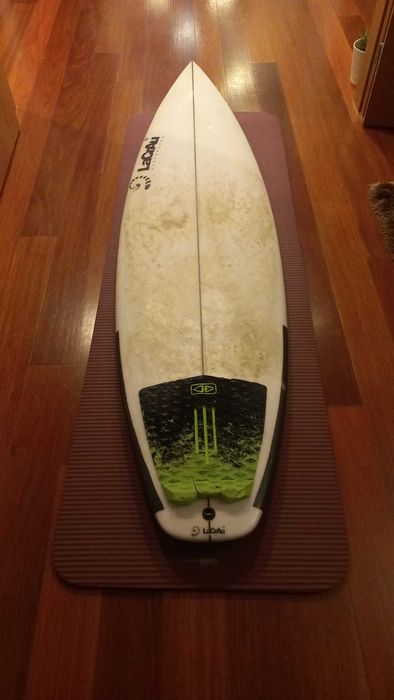 Prancha de Surf 5'11 PU Lacrau