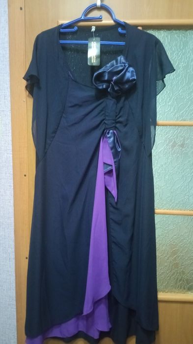 Продам нарядное платье