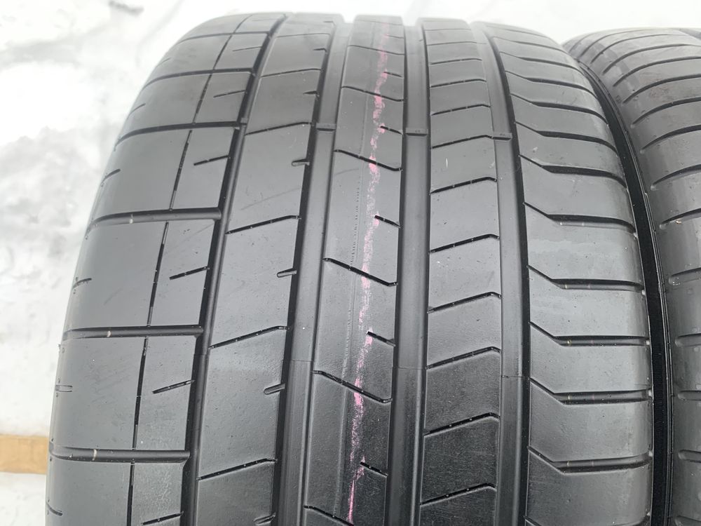 Шини Pirelli PZero PZ4 295/35 R19 пара