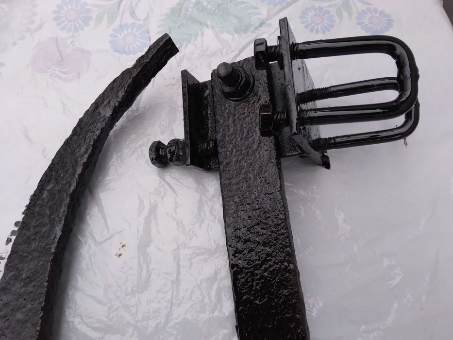 Глубокорыхлитель почвы. Стойка с креплением. Рабочая высота 40 см.