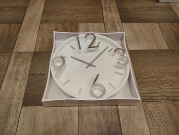 Nowy srebrny zegar ścienny 30 cm