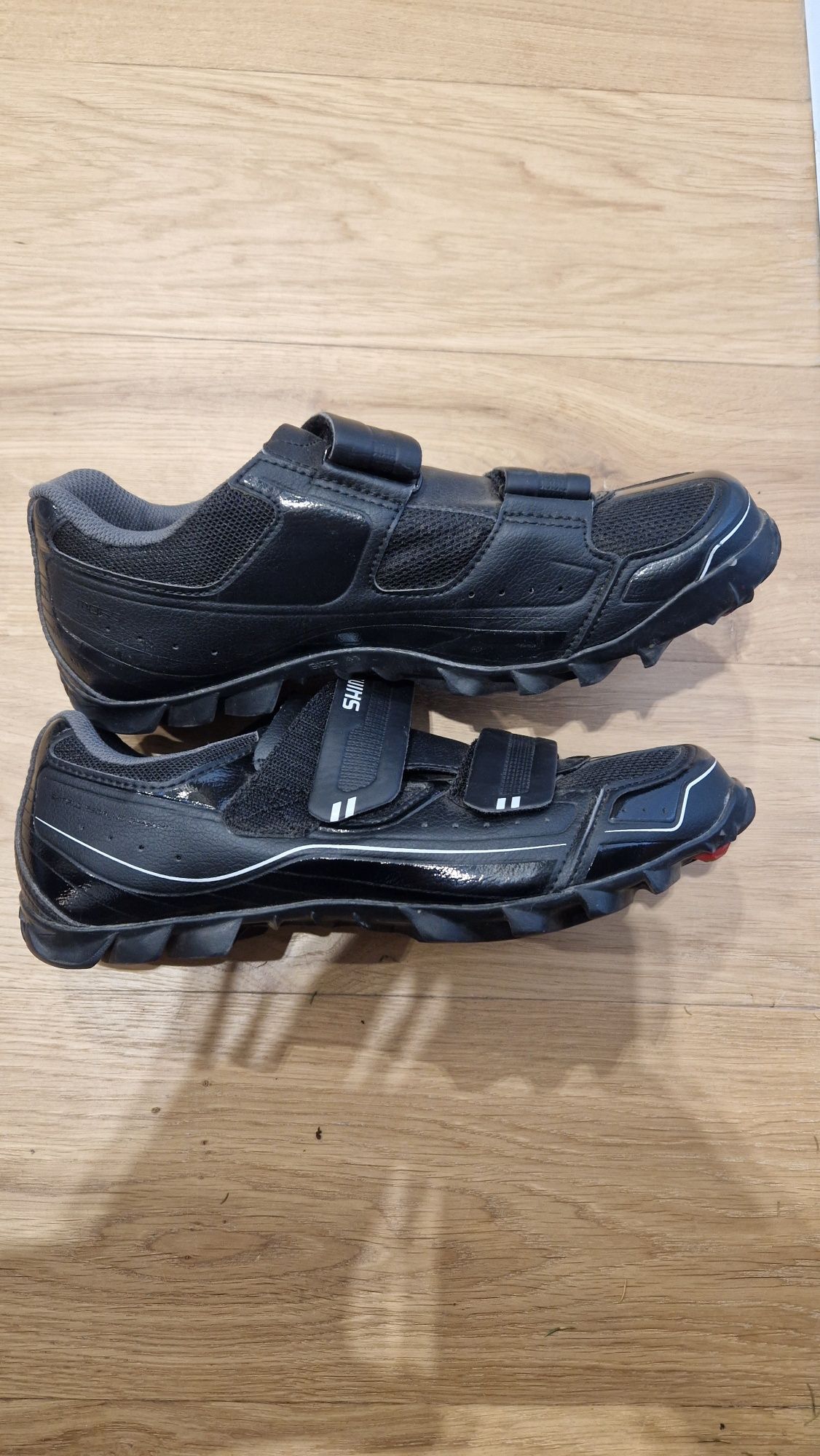 Buty rowerowe SPD MTB SHIMANO SH-M065L r.41
(pasuje na 40)