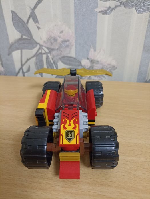 Лего набор Ниндзяго машина Кая