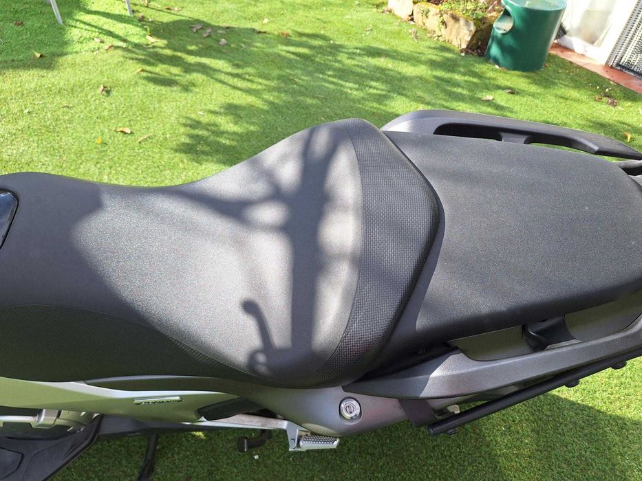 Honda integra 750 ótimo estado