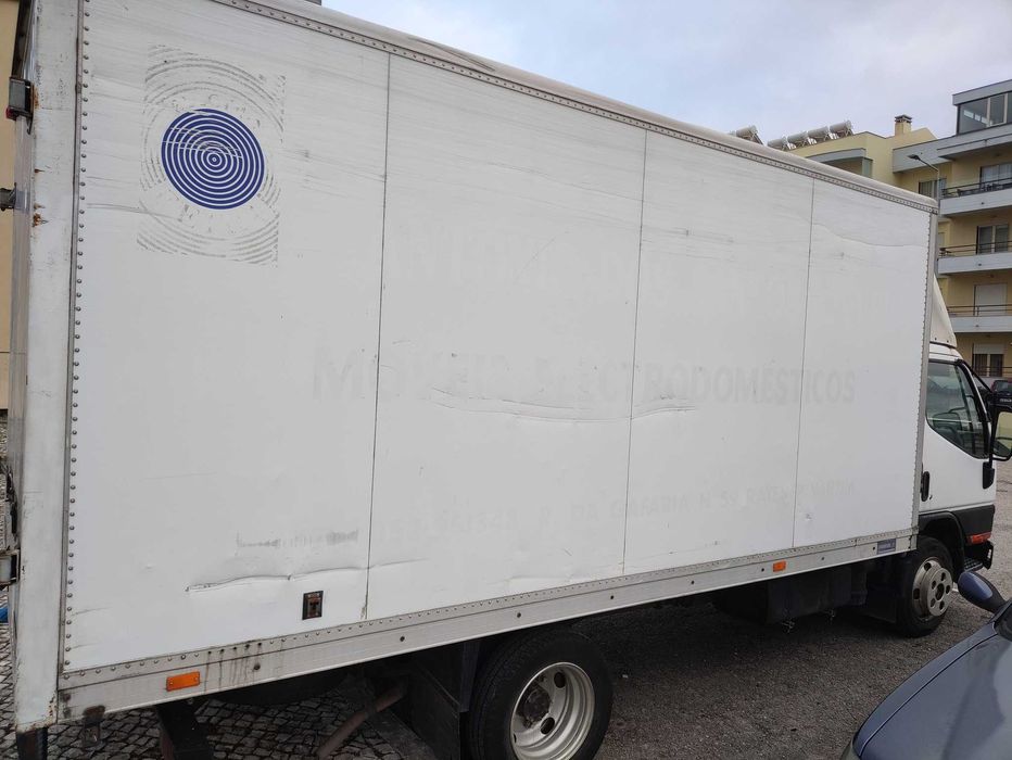 Carrinhas grande - Mudanças Transportes Fretes - Serviço profissional