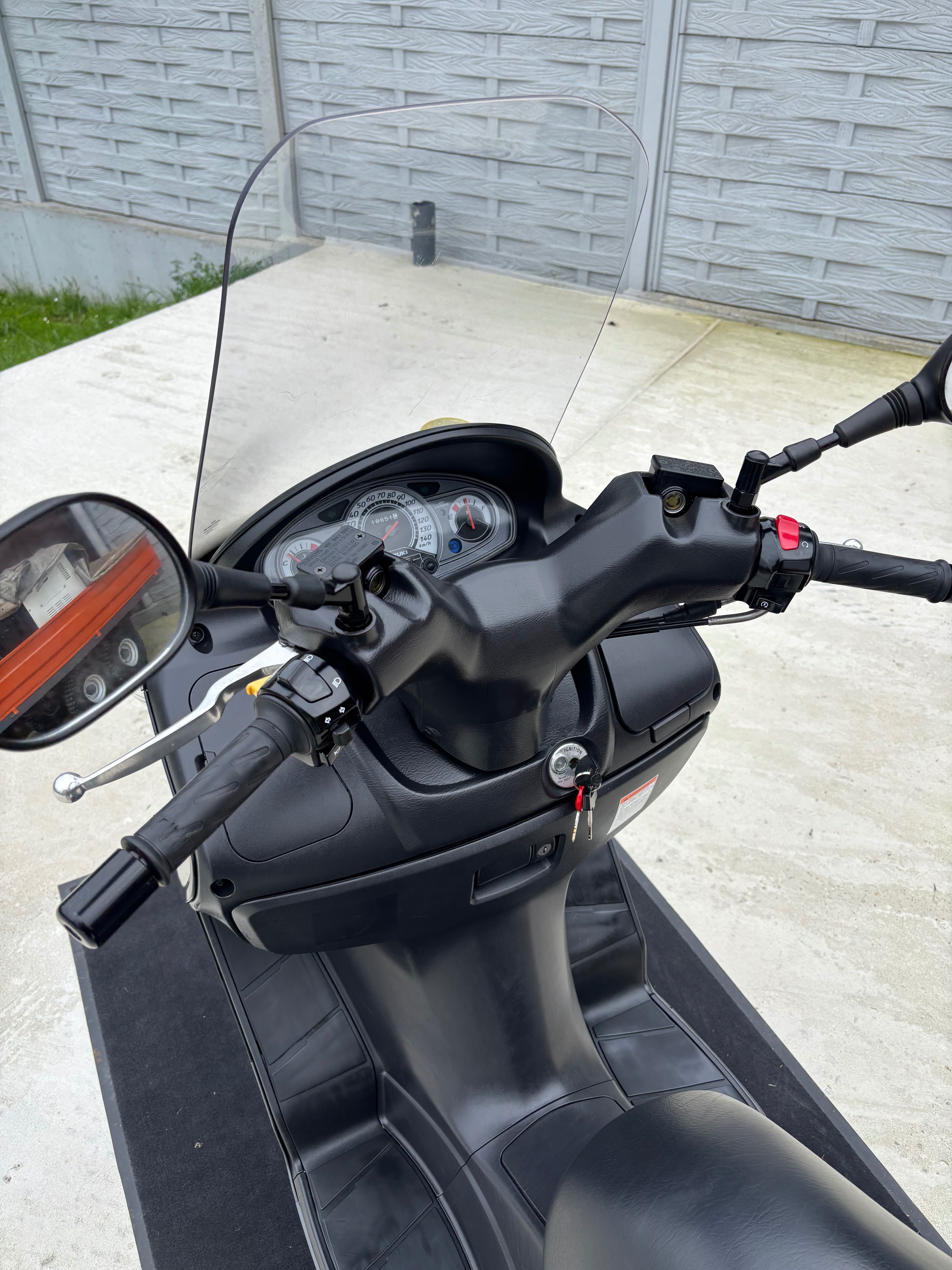 Suzuki Burgman 125