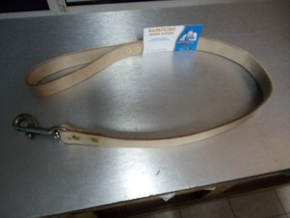 coleiras para galgos e trelas e outros caes