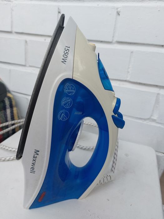 Праска MAXWELL MW-3003 B