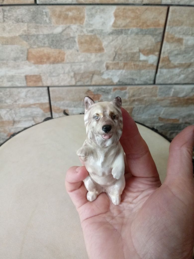 Porcelane Royal Doulton piesek Cairn Terrier