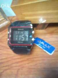Zegarek Omax LCD
