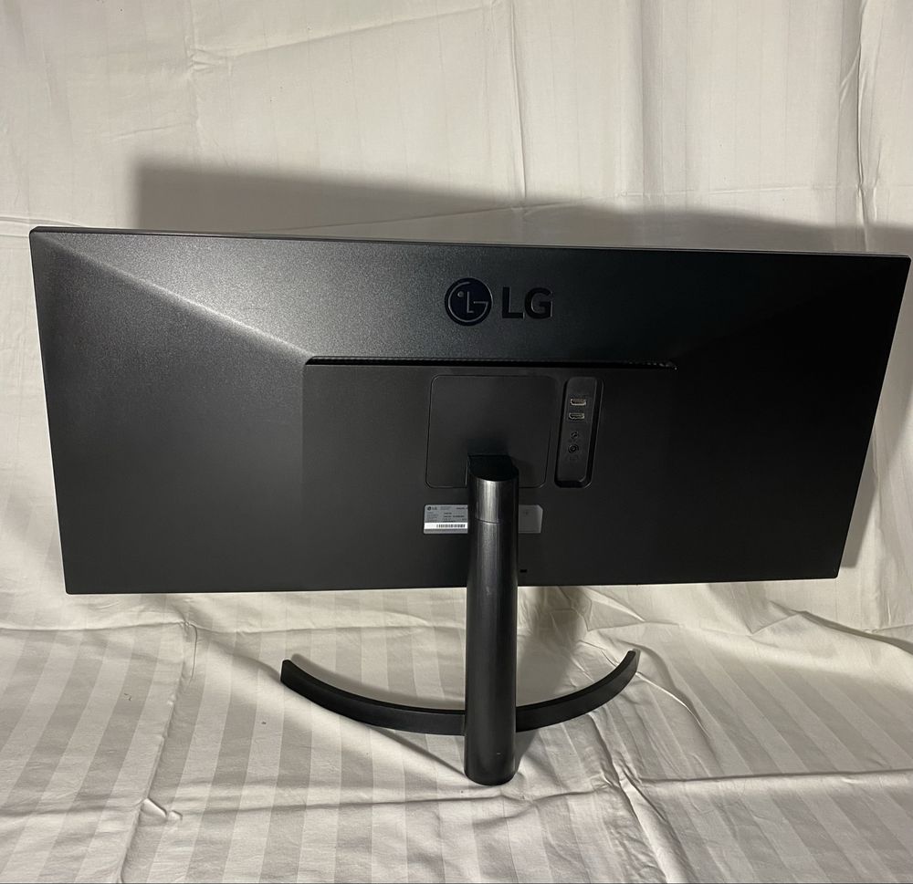 Монітор LG 34WL500 34 дюйма