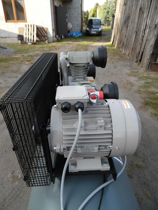 Sprężarka WALTER 500L 2022R.