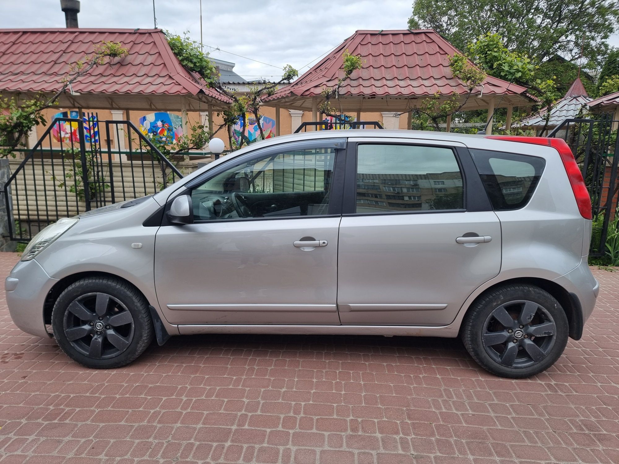 Nissan Note Автомат.