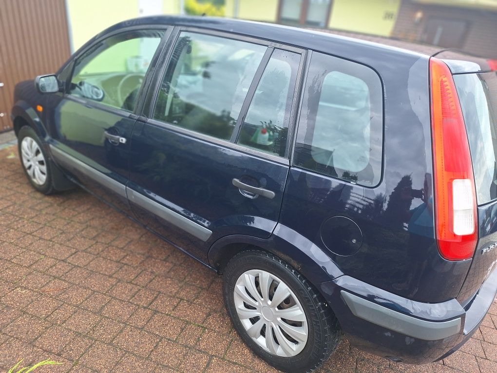Ford Fusion 1.4 bezyna