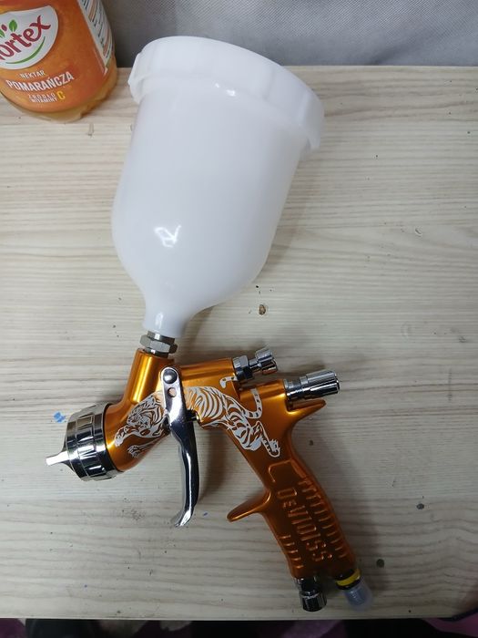 Profesjonalny pistolet lakierniczy DeviDiss 1.3