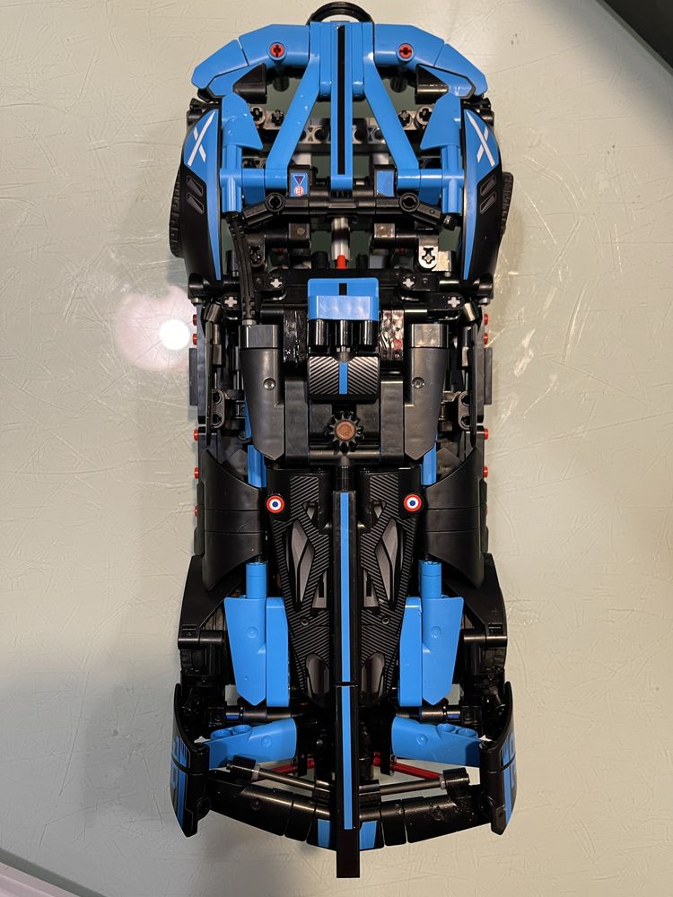 Lego Bugatti Bolide Agile Blue 42162