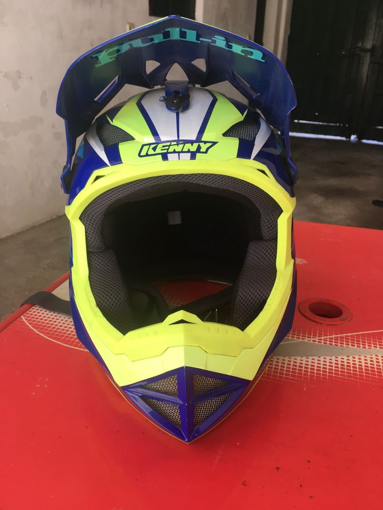 Capacete Kenny Scrub