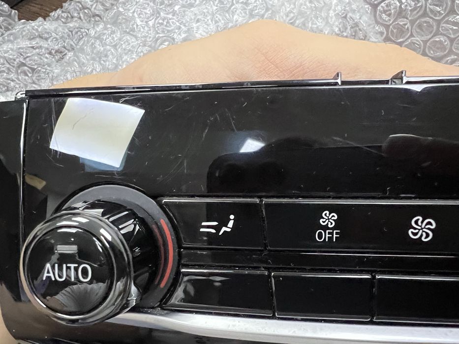 Bmw 5 g30 блок климата задний керамика