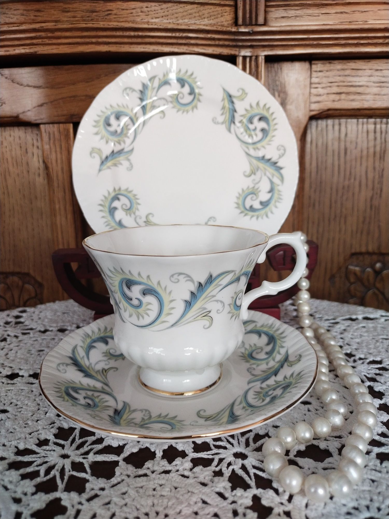 Elegancka Angielska Porcelana Turkusowa Filiżanka Trio Royal Standard