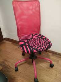 Cadeira rosa ikea