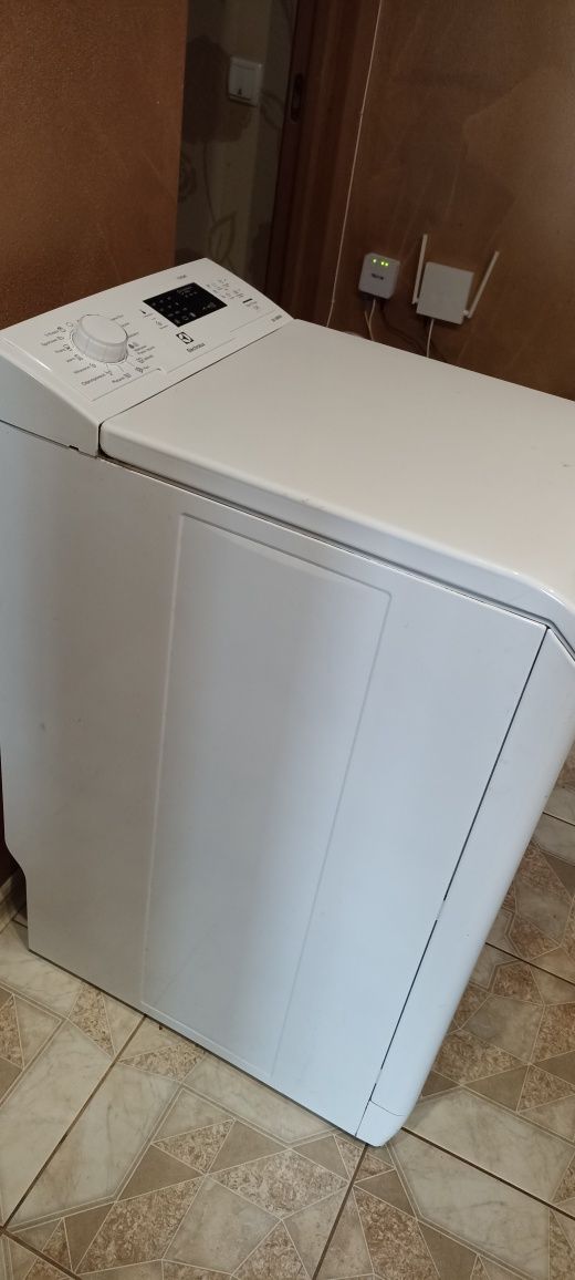 Пральна машина Electrolux, пралка