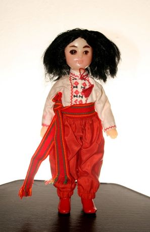 Кукла СССР в украинском национальном костюме Ивасик