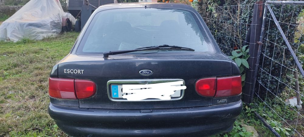 Ford Escort   1400 gasolina