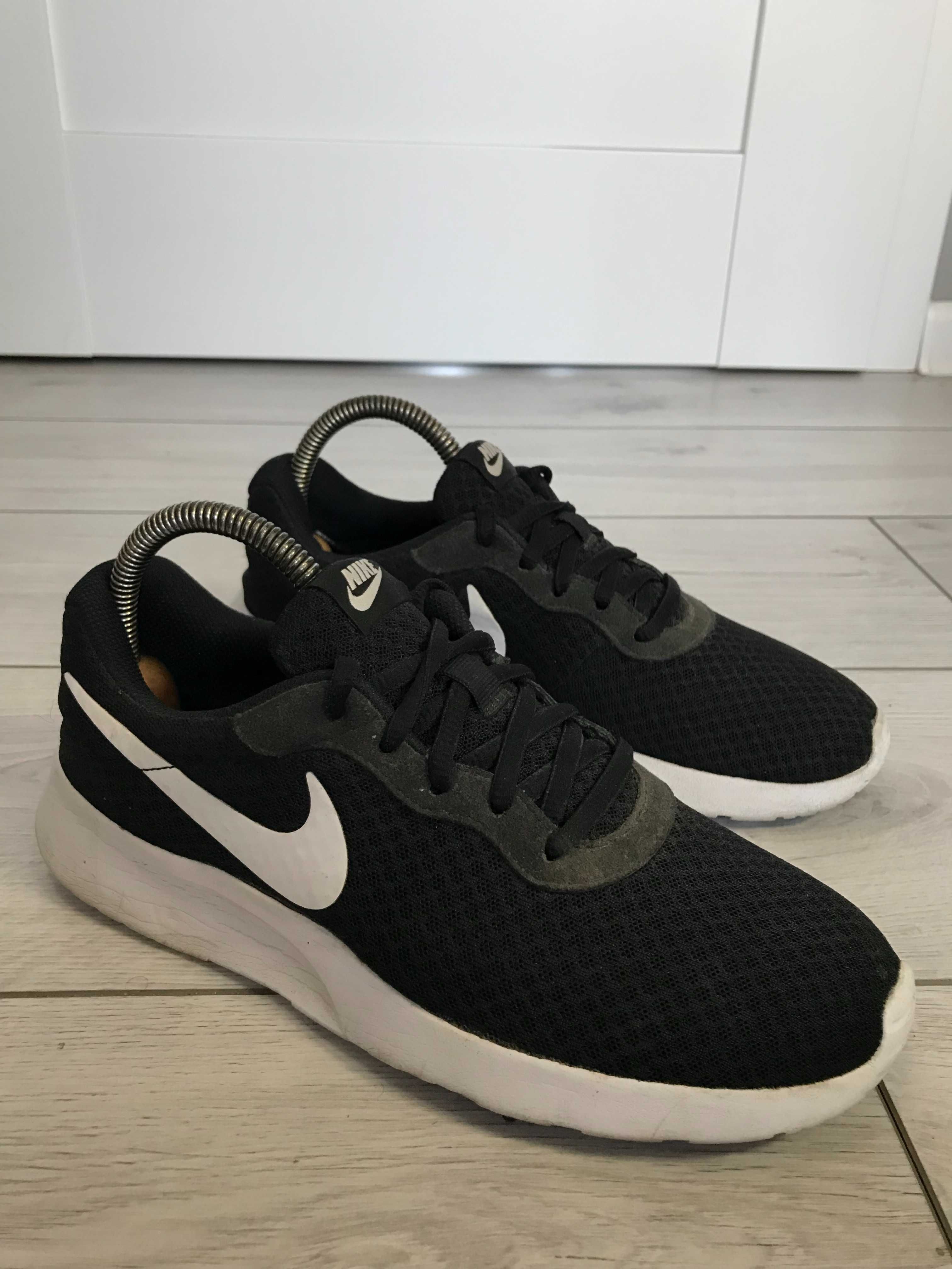 Buty Nike Tanjun rozm. 39