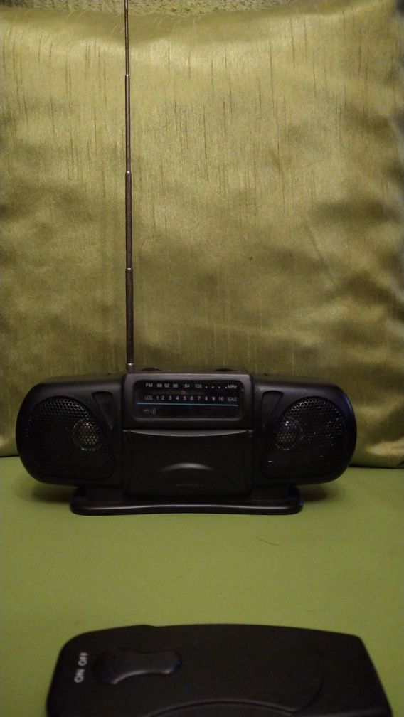 Mini Rádio portátil a pilhas