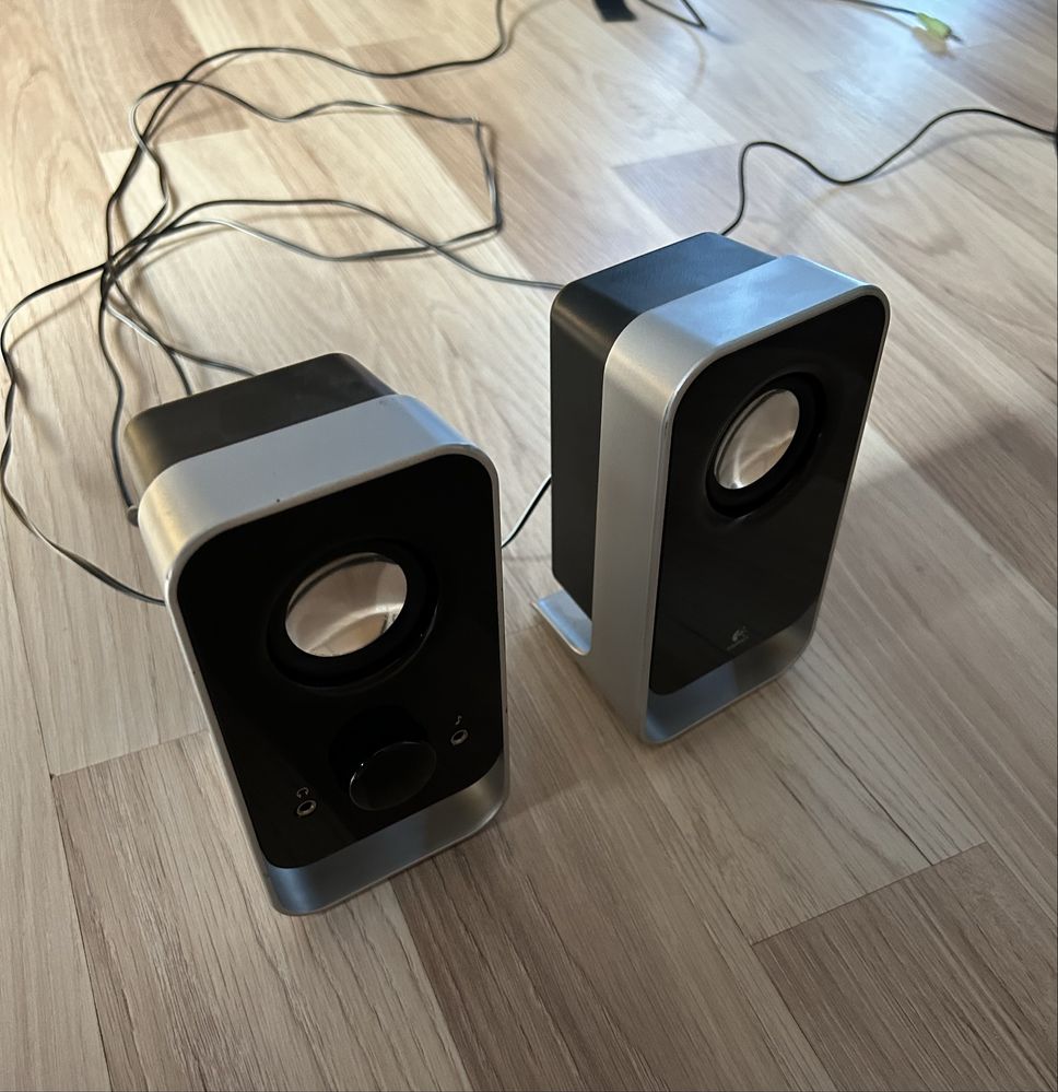 Logitech LS11  głośniki czarne