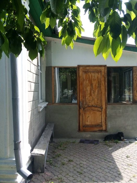 Продаж власного будинку