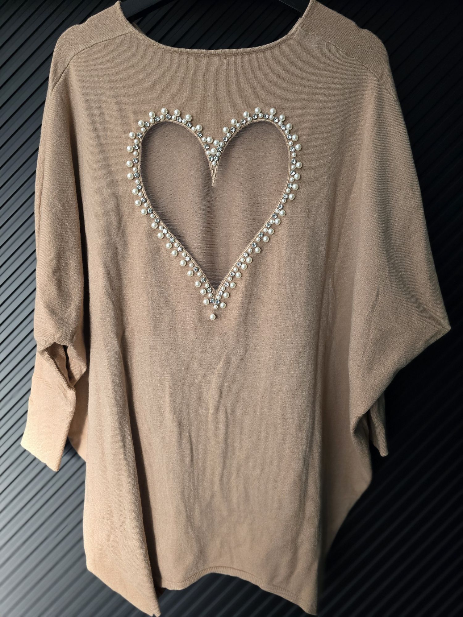 Minouu sweter serce Uni