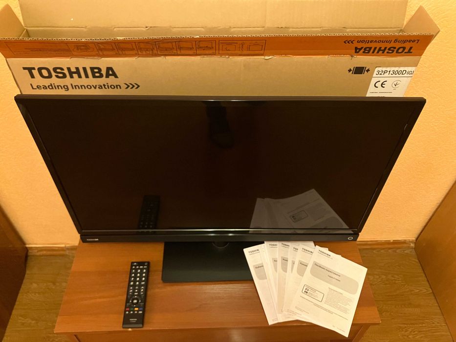 телевізор тоshiba 32p1300d комплект діагональ 32