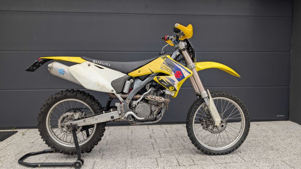 Na sprzedaż: Suzuki RM-Z 250 (2006) – zarejestrowany, OC aktualne