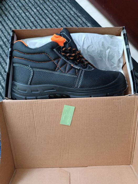Buty robocze  z blacha