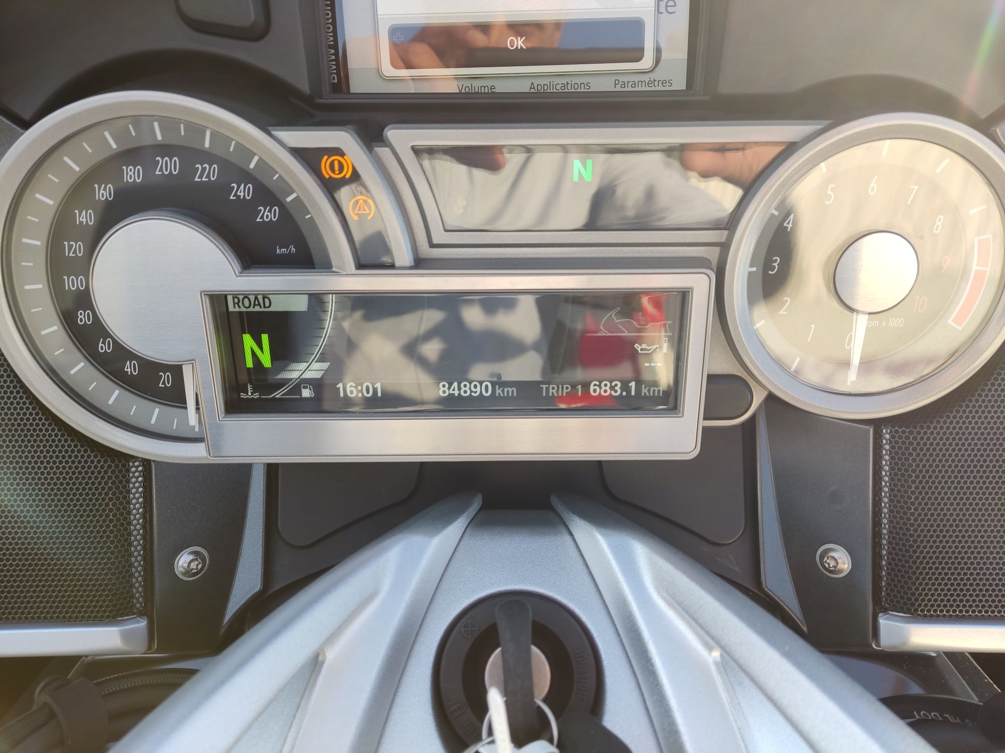 Mota BMW K1600GT com GPS