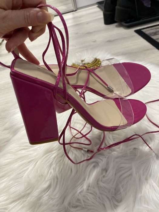 Nowe rozowe buty na obcasie 40 szpilki słupek sandały