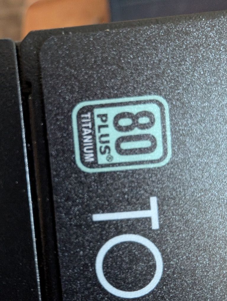 Блок живлення thermaltake tf3 1550W 80 Plus Titanium / все працює /