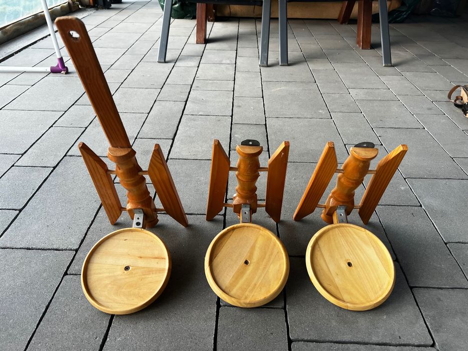 Zestaw drewnianych kwietników Vintage