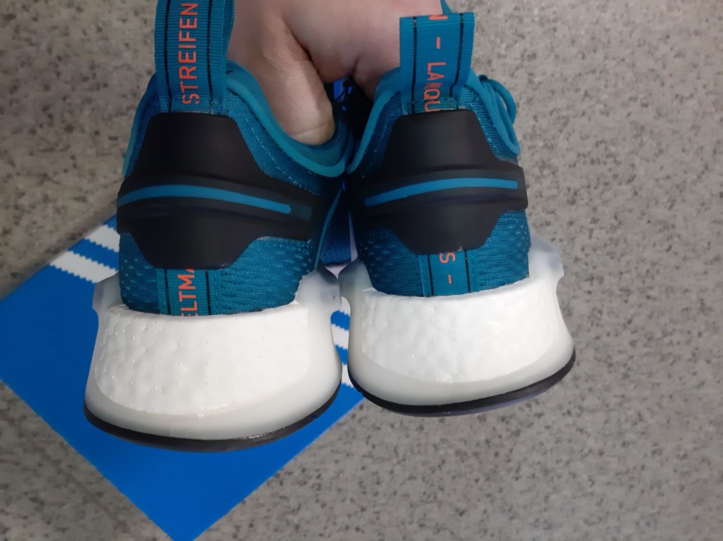 Buty ADIDAS NMD_V3 Boost kilka rozmiarów