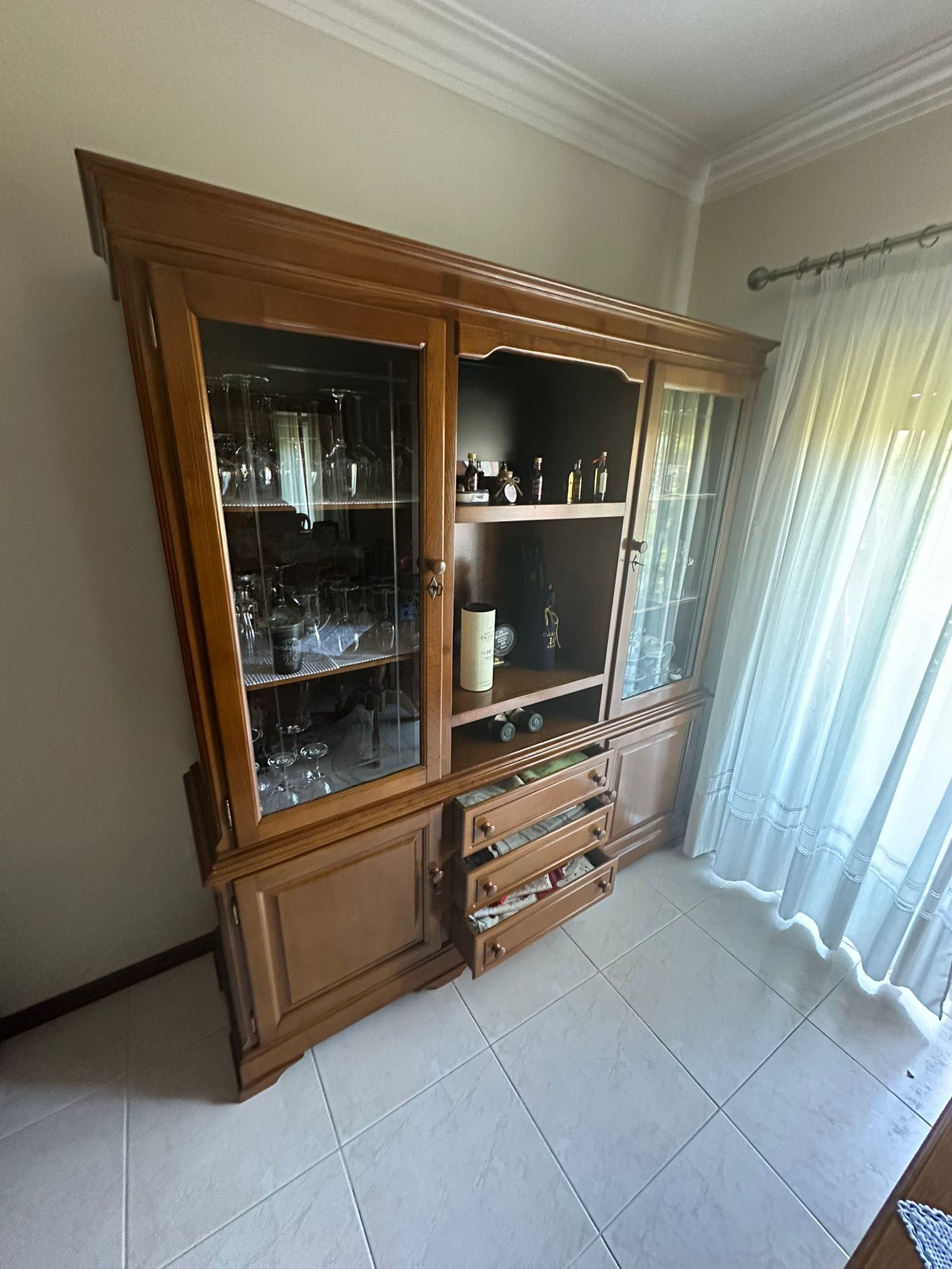 Móvel de Sala de Jantar