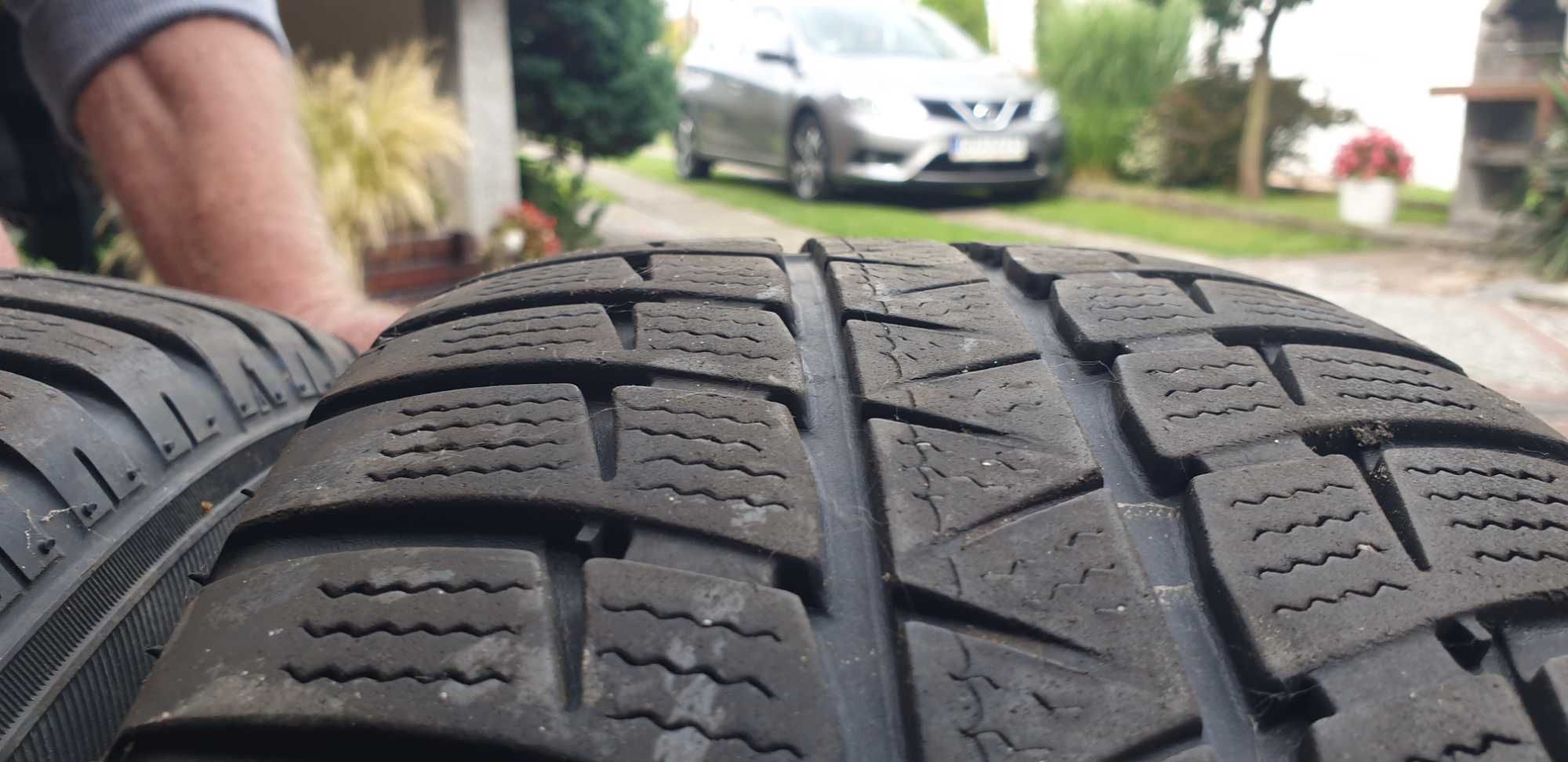 Opony zimowe R16 195/60 z felgami 5x114.3 ET 40 Nissan Pulsar