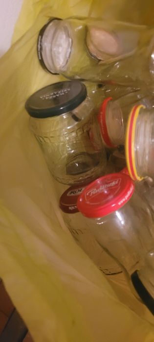 Słoiki 20 sztuk z nakrętkami.Polecam.