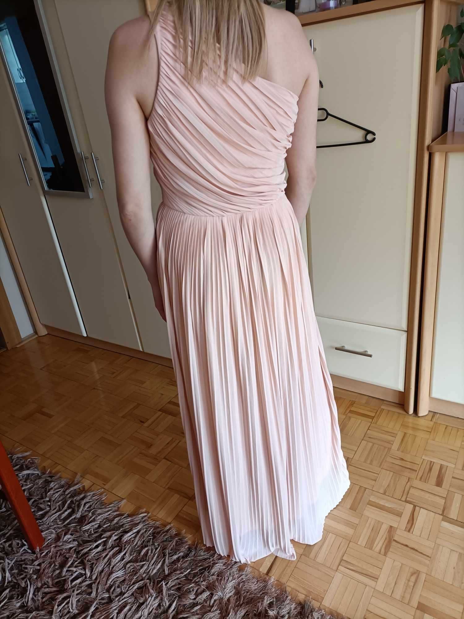 Elegancka sukienka na 1 ramię Mohito roz.38