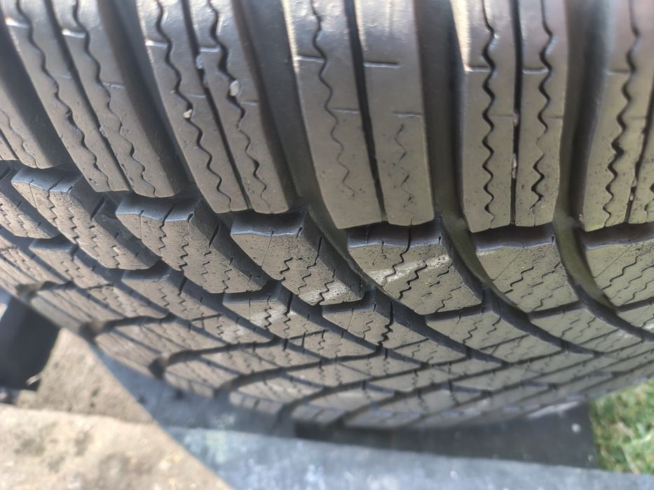 Opony zimowe Bridgestone LM05Z 225/45/17