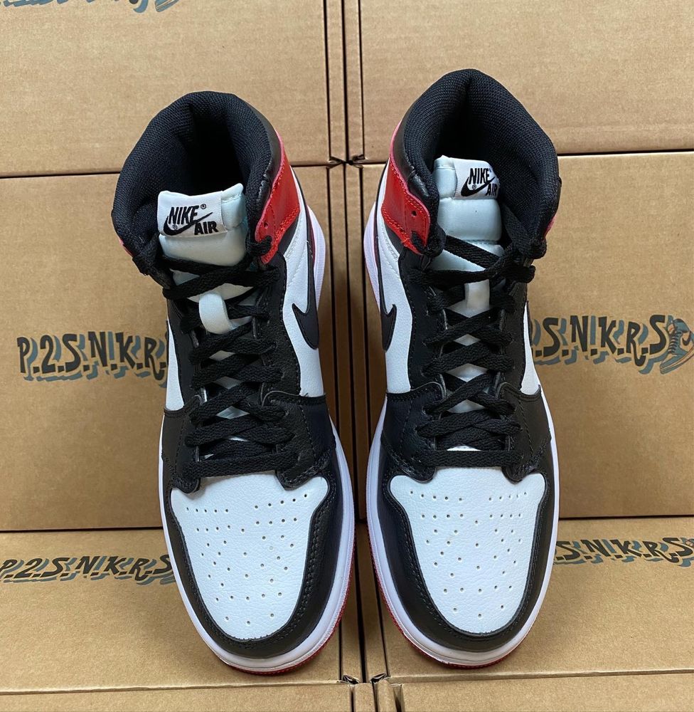 Jordan 1 Black Toe